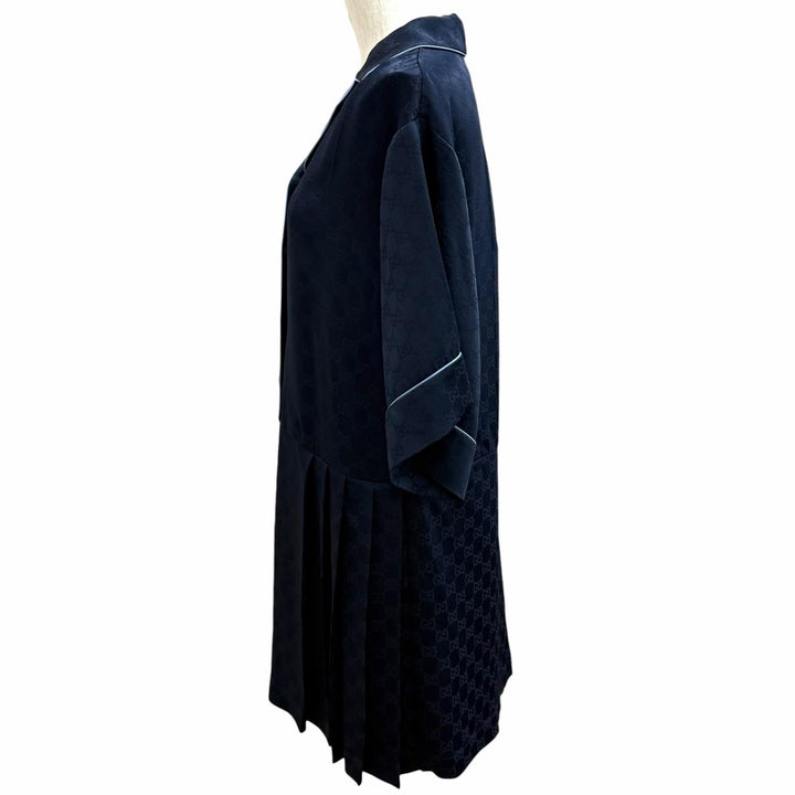 未使用品★GUCCI グッチ 25SS 809185 GGスプリーム サイドプリーツ シャツ ワンピース ネイビー 36 イタリア製 正規品 ハンガー付き