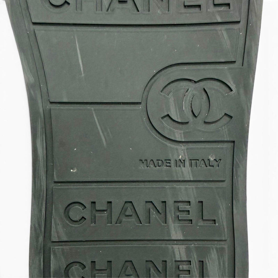 美品△CHANEL シャネル 25SS G46368 レザー ココマーク ロゴ総柄 レースアップ ローカットスニーカー ブラック 36 イタリア製 レディース