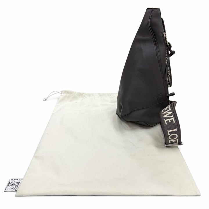 美品▼LOEWE ロエベ B511A09X10 アントン スリングバッグ サプルスムースカーフ レザー ボディバッグ ワンショルダーバッグ 保存袋付き