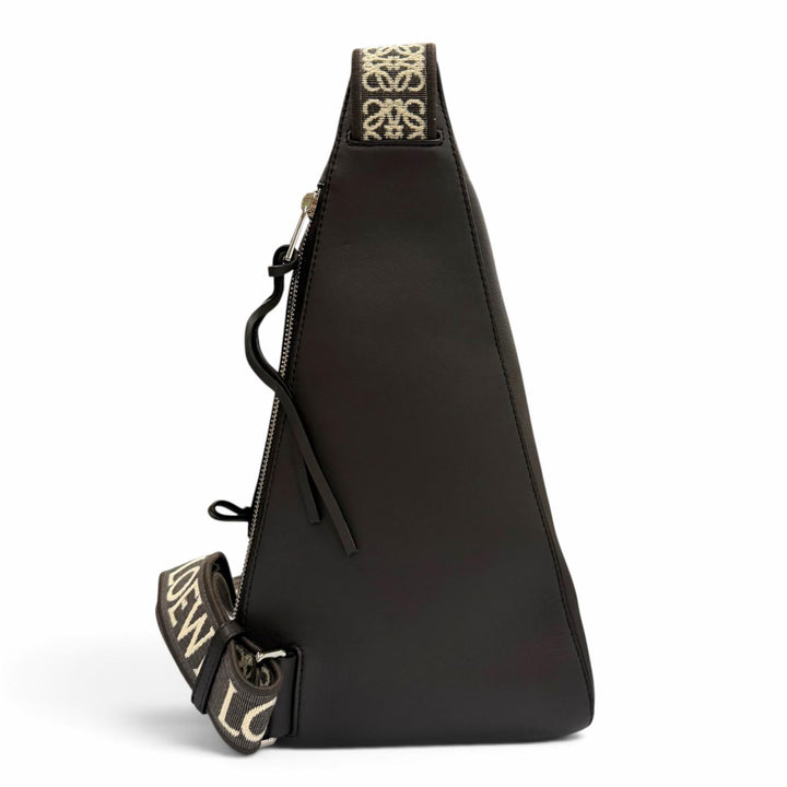 美品▼LOEWE ロエベ B511A09X10 アントン スリングバッグ サプルスムースカーフ レザー ボディバッグ ワンショルダーバッグ 保存袋付き