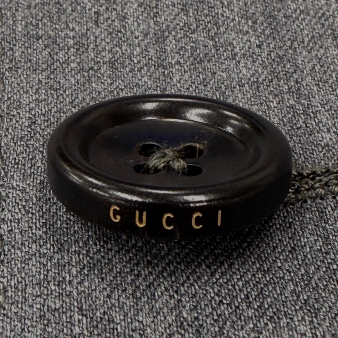 極美品▼GUCCI グッチ 252024 ウール100% ロゴ入りボタン シングルスーツ セットアップ グレー 正規品 メンズ ビジネスオススメ◎