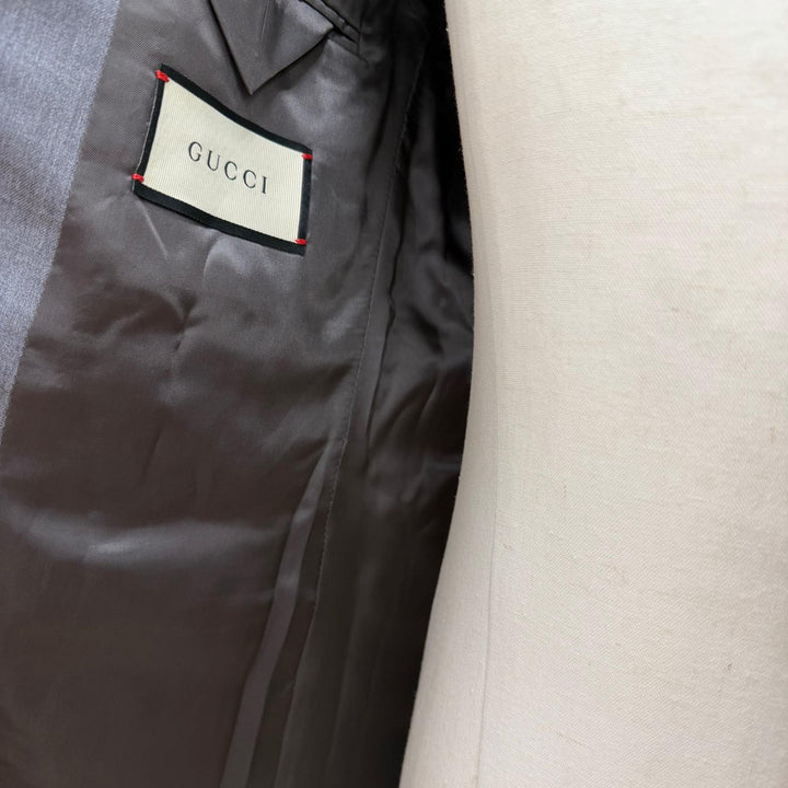 極美品▼GUCCI グッチ 252024 ウール100% ロゴ入りボタン シングルスーツ セットアップ グレー 正規品 メンズ ビジネスオススメ◎