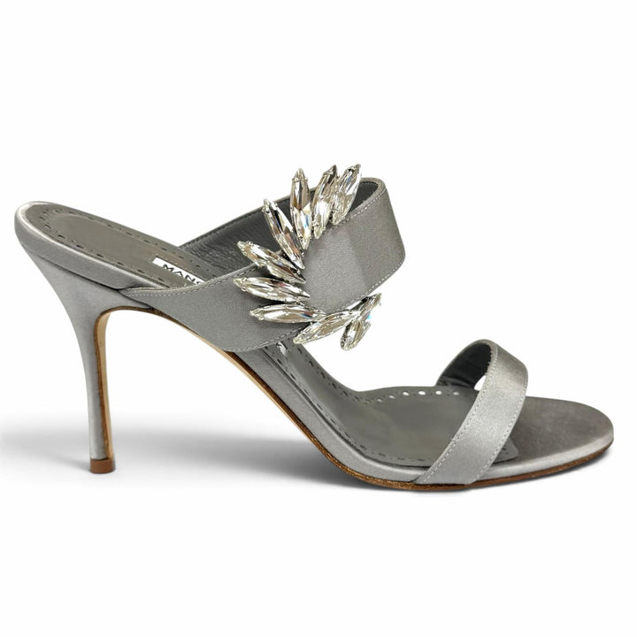 未使用品★MANOLO BLAHNIK マノロブラニク CHIVELA チヴェラ クリスタル装飾 サテン ピンヒール サンダル グレー 37.5 箱・保存袋付き