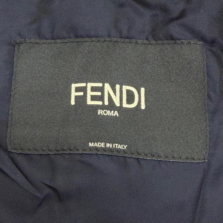 美品▼FENDI フェンディ FWD199 ロゴ入りボタン アシンメトリー ダブルブレスト テーラードジャケット ブルゾン ネイビー IT 46 正規品