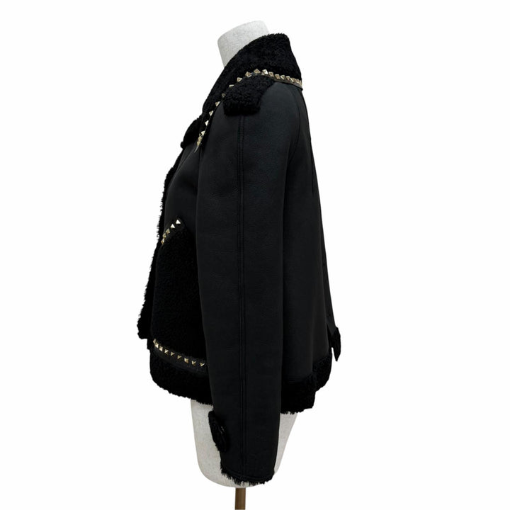 美品☆VALENTINO ヴァレンティノ ロックスタッズ付 レザー使い ムートンジャケット ブラック IT 38 イタリア製 正規品 レディース
