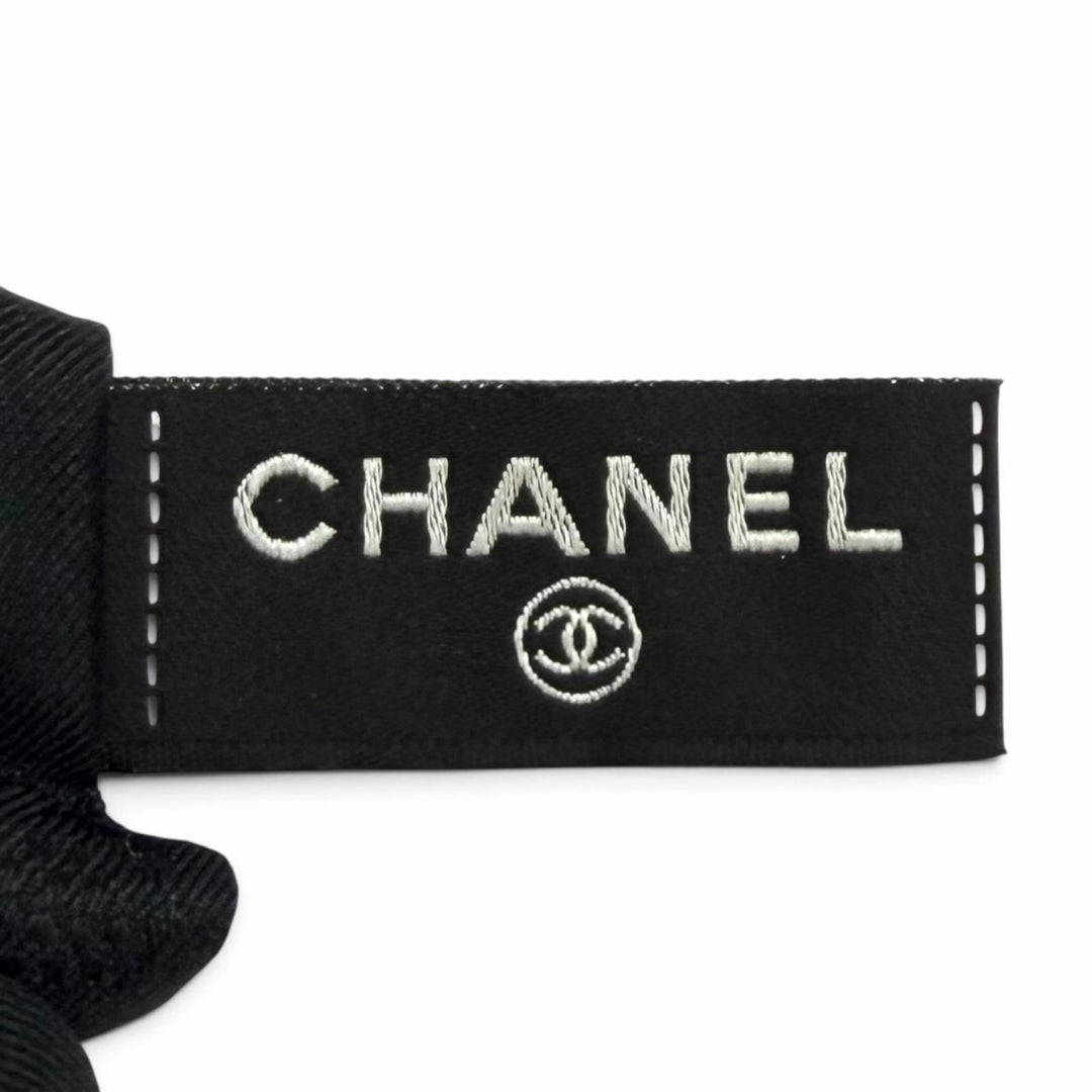 美品★CHANEL シャネル AA7530 シルク100％ ロゴ入り カメリア リボン シュシュ ブラック アイボリー イタリア製 レディース 箱付き