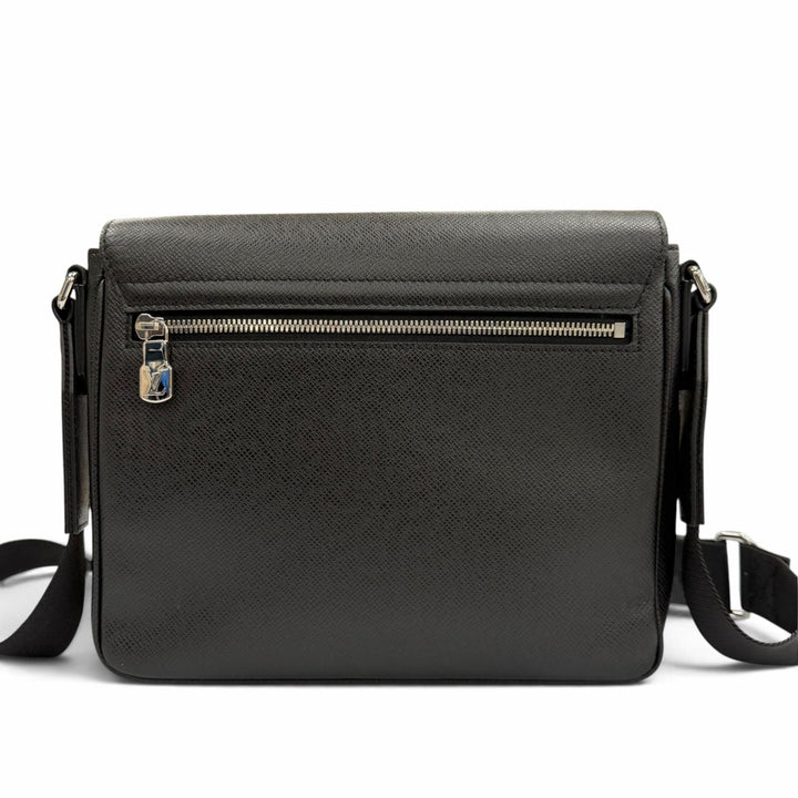 極美品▼LOUIS VUITTON ルイヴィトン M30850 ディストリクト PM NV3 タイガ メッセンジャー ショルダーバッグ ブラック 定価407000円