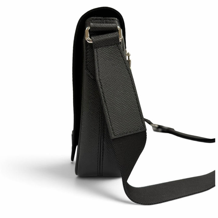 極美品▼LOUIS VUITTON ルイヴィトン M30850 ディストリクト PM NV3 タイガ メッセンジャー ショルダーバッグ ブラック 定価407000円