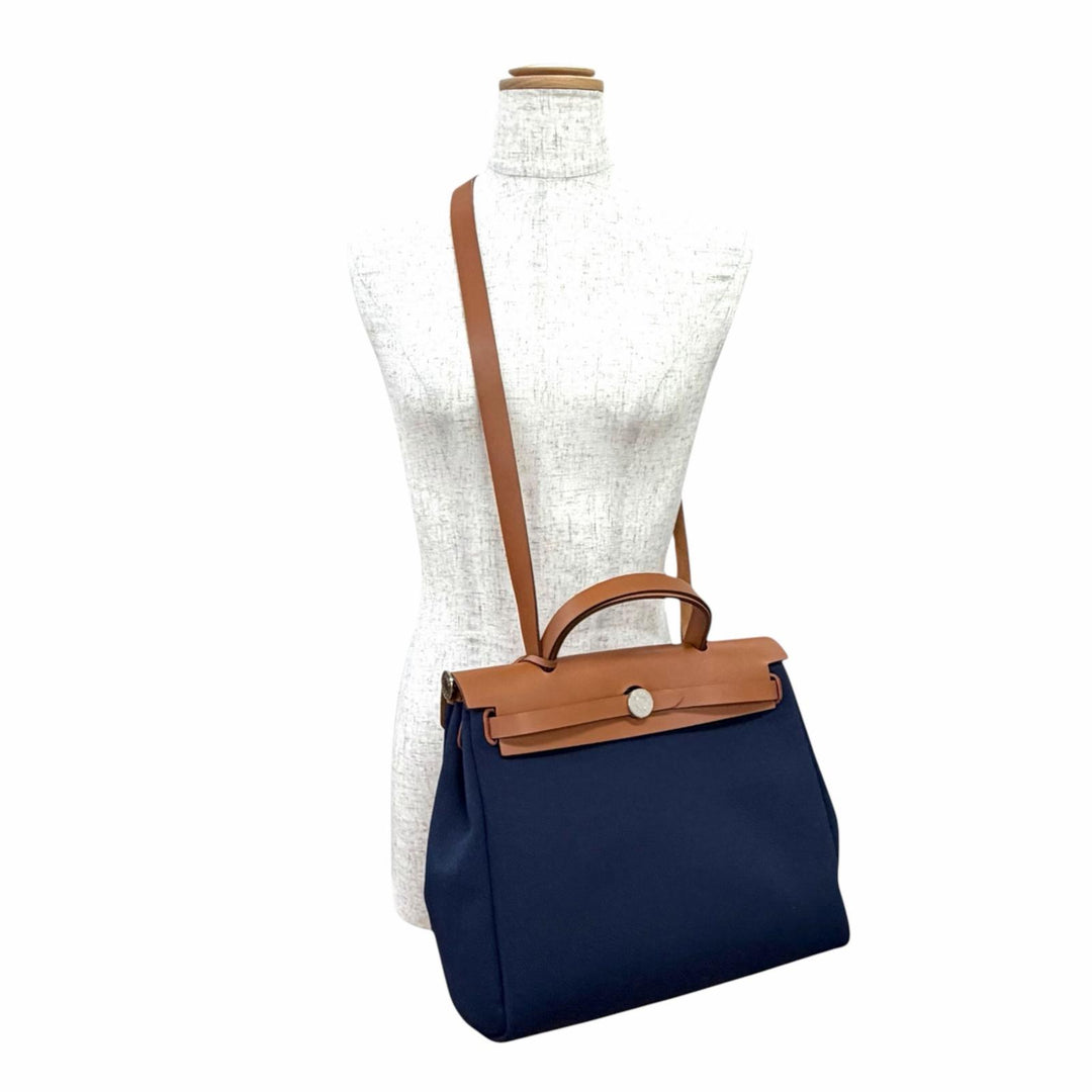 極美品△HERMES エルメス エールバッグジップ 31 PM トワルミリタリー ヴァッシュハンター ブルーマリン シルバー金具 2WAY W刻印 仏製