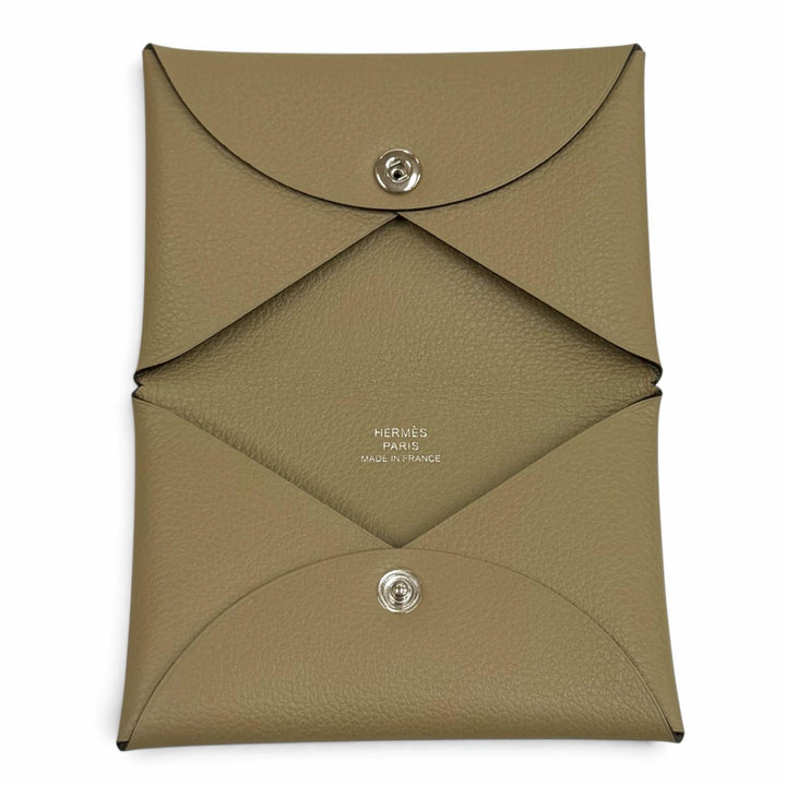 未使用品★HERMES エルメス カルヴィ ベージュマルファ エバーカラー シルバー金具 名刺入れ カードケース W刻印 仏製 レディース 箱付き