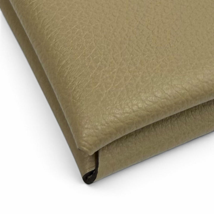 未使用品★HERMES エルメス カルヴィ ベージュマルファ エバーカラー シルバー金具 名刺入れ カードケース W刻印 仏製 レディース 箱付き