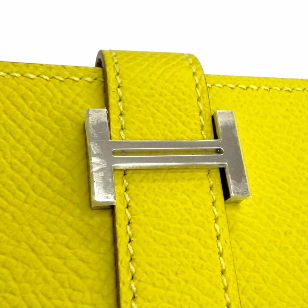 未使用品△HERMES エルメス ベアンミニ ヴォーエプソン ライム シルバー金具 コイン入れ付き 二つ折り財布 W刻印 仏製 レディース 箱付き