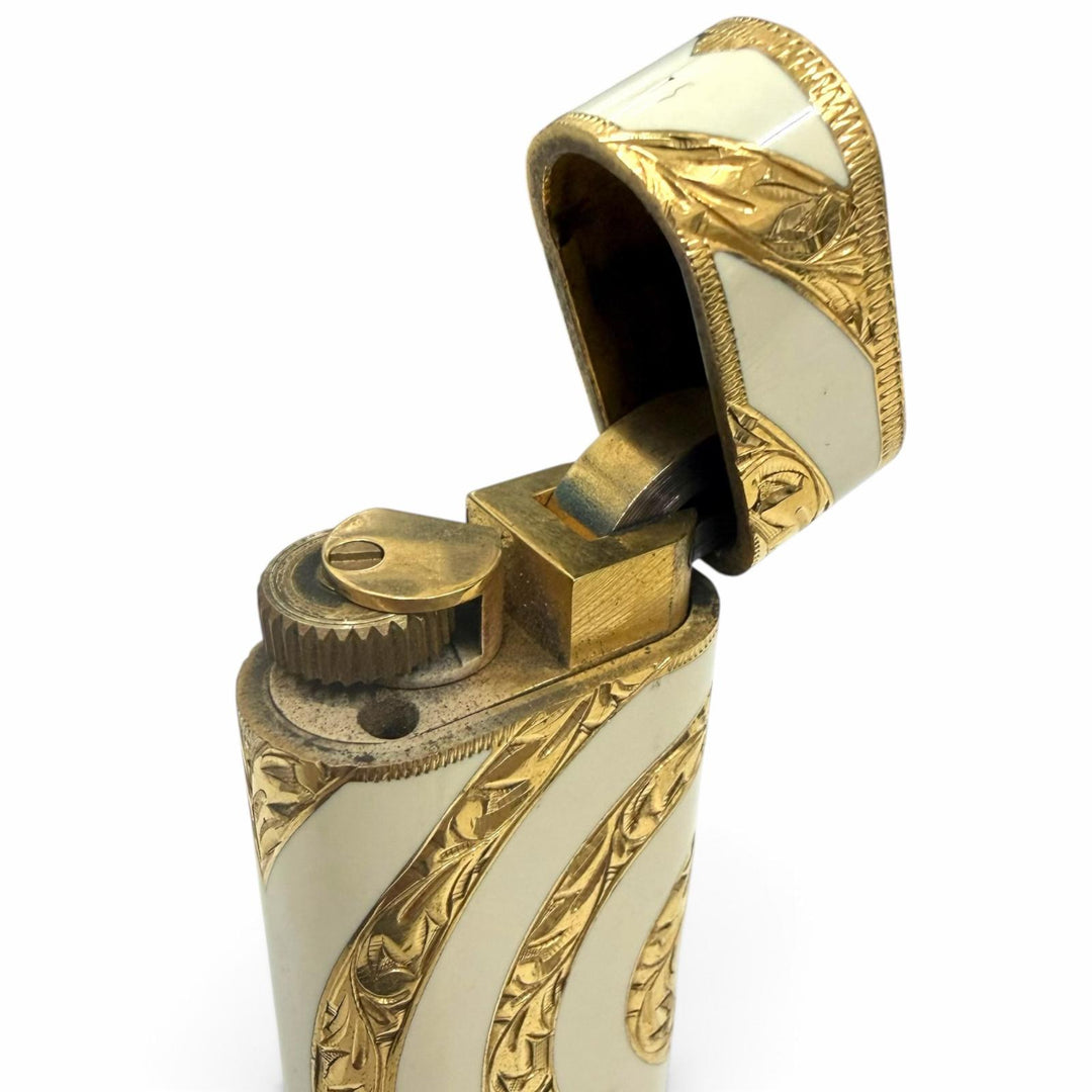美品□Roy King Cartier ロイキング カルティエ アウタージャケット オーバル ホワイトラッカー ライター ゴールド メンズ 着火不可