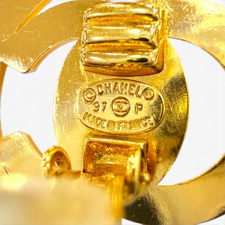 美品☆CHANEL シャネル ヴィンテージ 97P メタル ココマーク ラウンド イヤリング アクセサリー ゴールド フランス製 レディース 箱付き