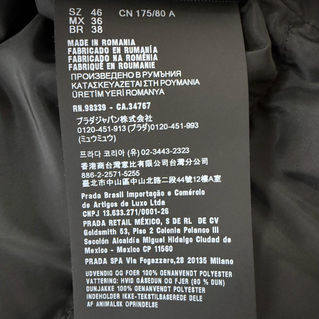 極美品□PRADA プラダ 2025年製 SGJ191 リサイクルポリエステル トライアングルロゴ 三角プレート ダウンベスト 黒 46 正規品 メンズ