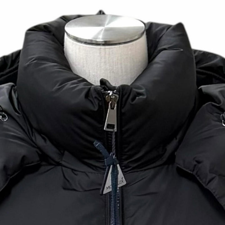 極美品★MONCLER モンクレール DANUBE ロゴ入りベルト フード付 ZIP UP ダウンジャケット アウター ブラック 1 国内正規品 レディース