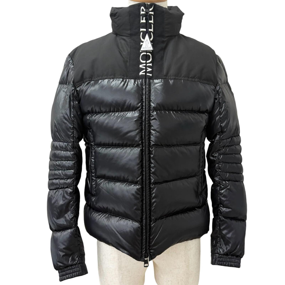 極美品□MONCLER モンクレール BUREL GIUBBOTTO ロゴ刺繍 フード入り ダウンジャケット ブラック 1 ルーマニア製 国内正規品 ハンガー付