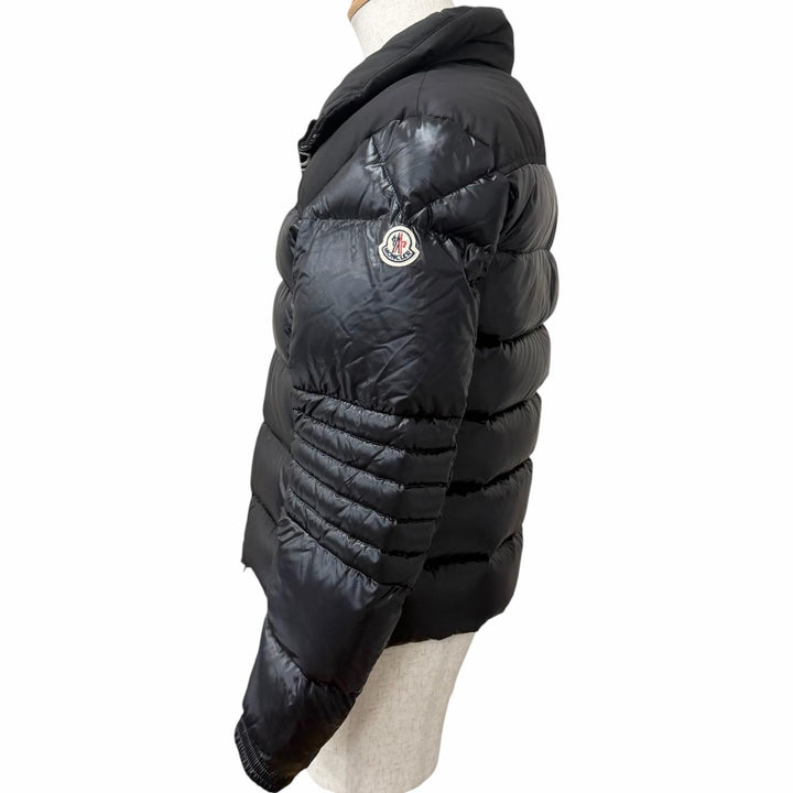 極美品□MONCLER モンクレール BUREL GIUBBOTTO ロゴ刺繍 フード入り ダウンジャケット ブラック 1 ルーマニア製 国内正規品 ハンガー付