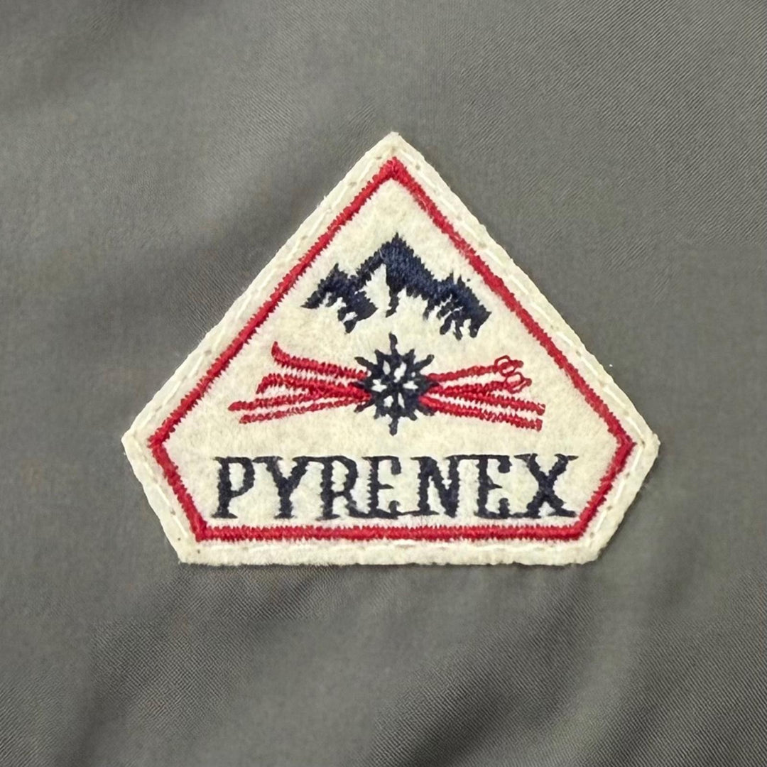 未使用品▼Pyrenex ピレネックス IPARLA ロゴワッペン付き フーデッド ダブルジップアップ ダウンジャケット カーキ L 正規品 メンズ