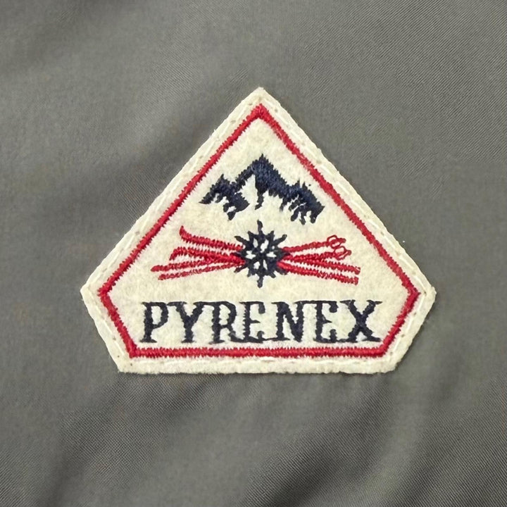 未使用品▼Pyrenex ピレネックス IPARLA ロゴワッペン付き フーデッド ダブルジップアップ ダウンジャケット カーキ L 正規品 メンズ