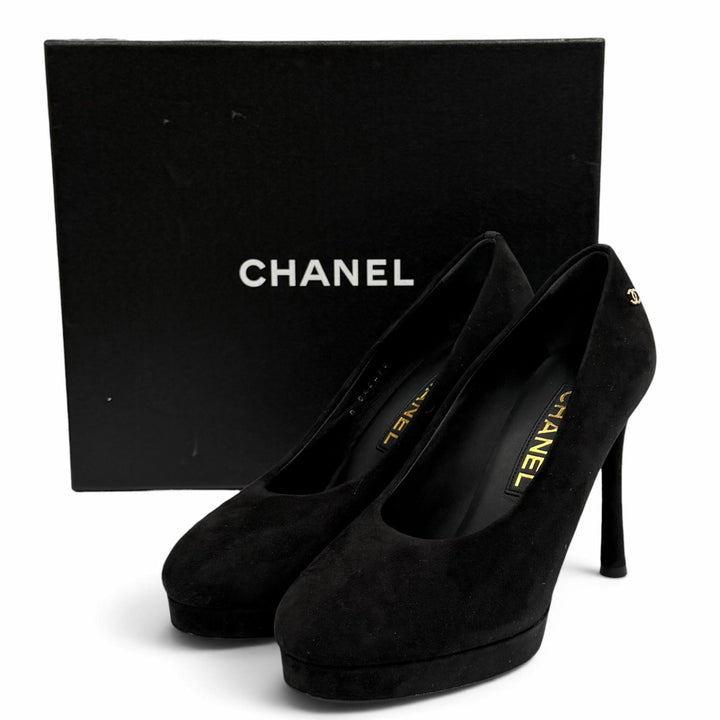 未使用品★CHANEL シャネル 2023年製 23K G45288 ラインストーン付ココマーク スウェードレザー パンプス ブラック ゴールド金具 37 箱付