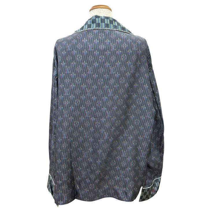 未使用品△LOUIS VUITTON ルイヴィトン シルク100％ LVボタン付き 3Dモノグラムプリント 総柄 長袖シャツ ネイビー系 IT 38 伊製 正規品