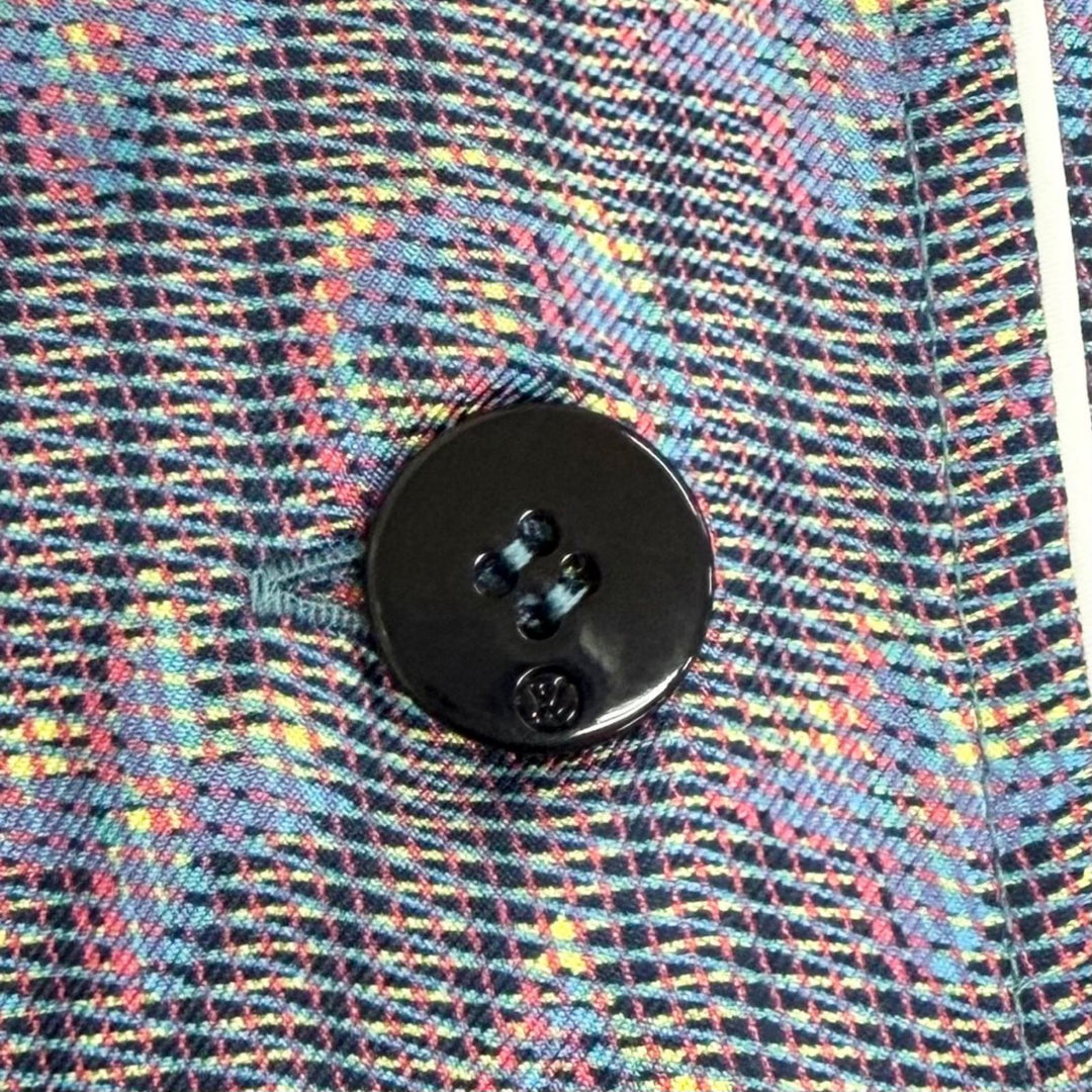 未使用品△LOUIS VUITTON ルイヴィトン シルク100％ LVボタン付き 3Dモノグラムプリント 総柄 長袖シャツ ネイビー系 IT 38 伊製 正規品