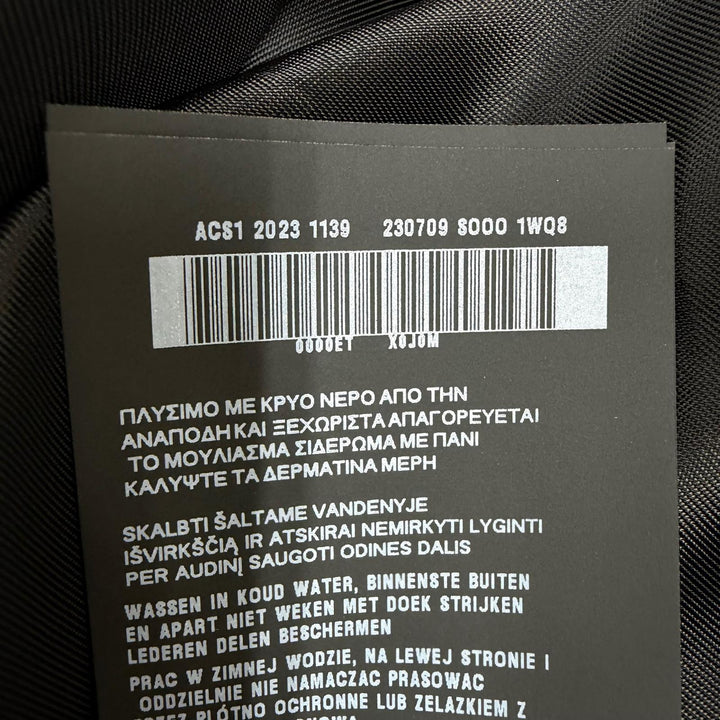 極美品☆PRADA プラダ 2023年製 トライアングルロゴプレート ノースリーブ ミニ丈 ワンピース ブラック 38 イタリア製 正規品 レディース