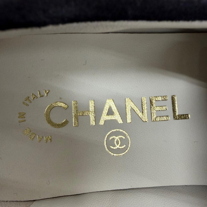 美品☆CHANEL シャネル 25C G47005 ココマーク チェーン スウェードレザー ローファー ブラック ベージュ 35 イタリア製 レディース