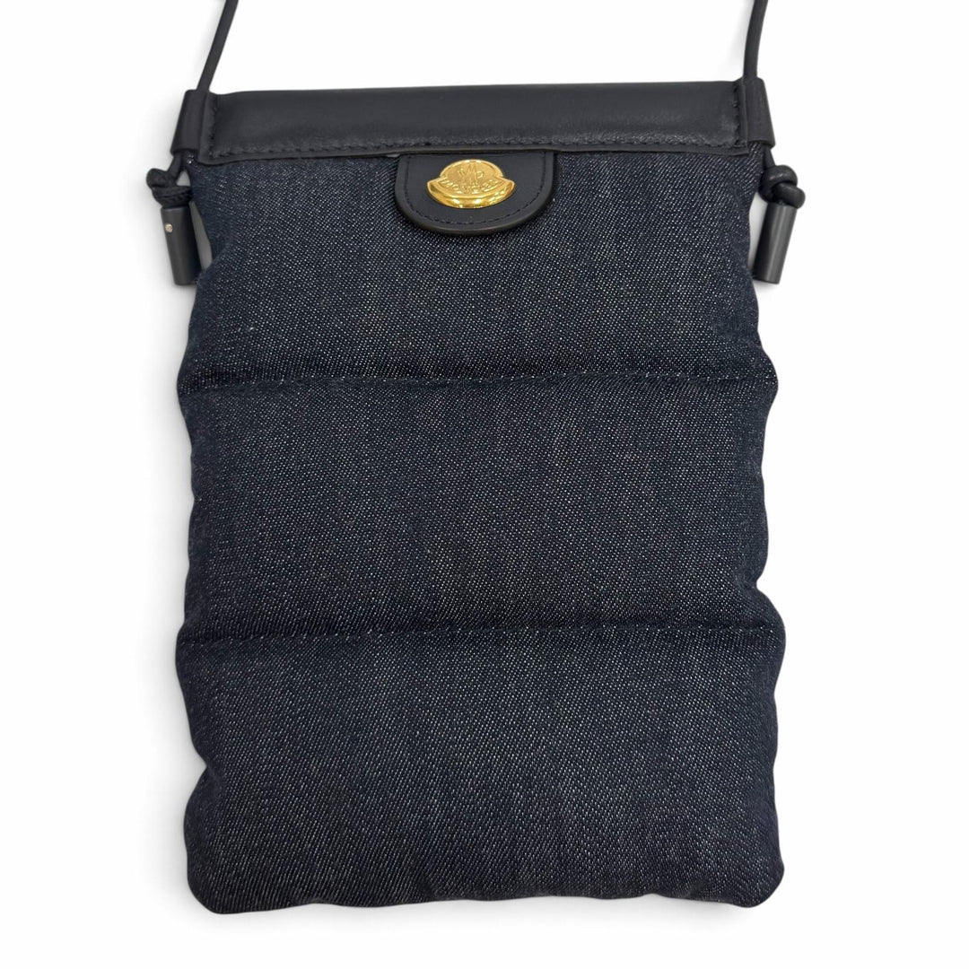 未使用品★MONCLER モンクレール PUFFY PHONE CASE ロゴ金具 レザー使い デニム ショルダーバッグ インディゴ ブラック 保存袋付き