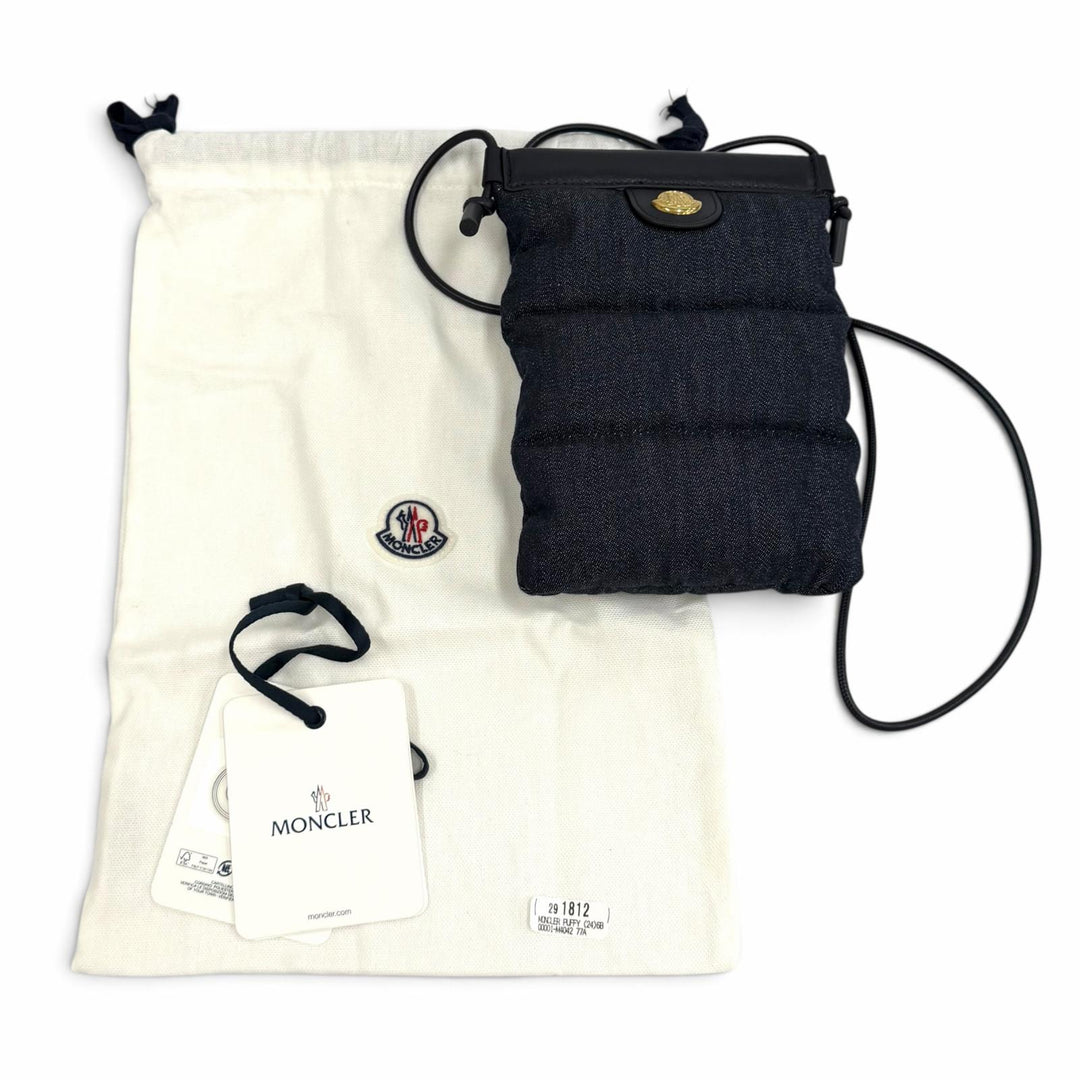未使用品★MONCLER モンクレール PUFFY PHONE CASE ロゴ金具 レザー使い デニム ショルダーバッグ インディゴ ブラック 保存袋付き