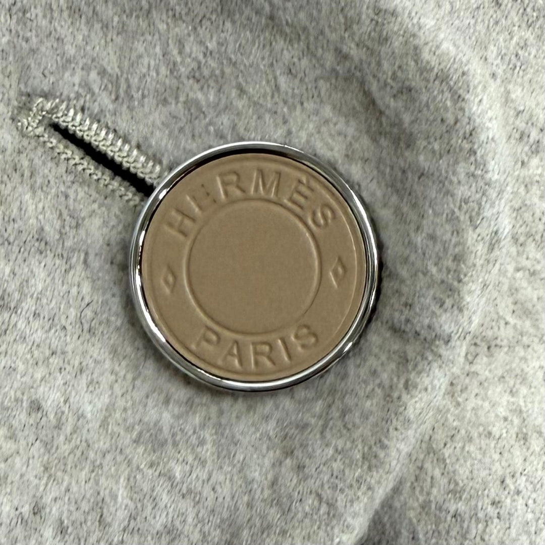 極美品★HERMES エルメス 24AW 4H0235DB カシミヤ100％ セリエボタン付 ジレ ベスト ベージュ FR 36 フランス製 正規品 レディース