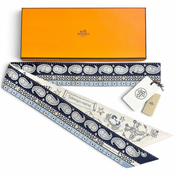 未使用品△HERMES エルメス H853374S リュバン クルーテ 船乗りのタトゥー・バンダナ シルク ブルー・マリン スカーフ 定価163900円 箱付