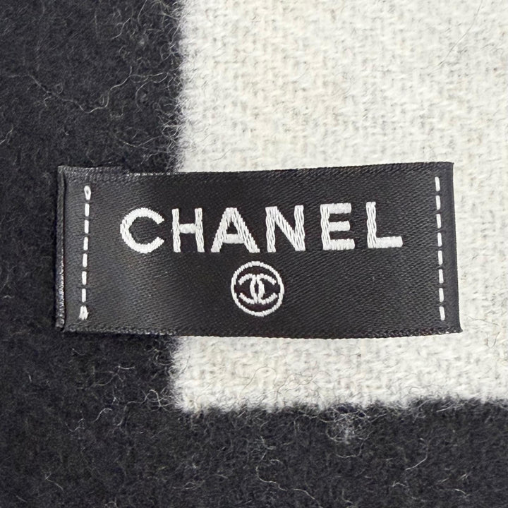 美品△CHANEL シャネル カシミヤ100％ ココマーク バイカラー フリンジ ロングマフラー ブラック ホワイト イタリア製 レディース