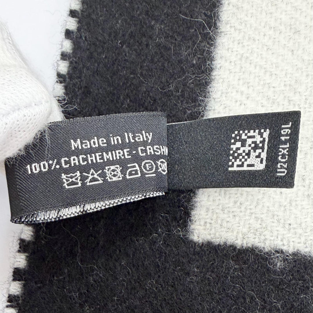 美品△CHANEL シャネル カシミヤ100％ ココマーク バイカラー フリンジ ロングマフラー ブラック ホワイト イタリア製 レディース