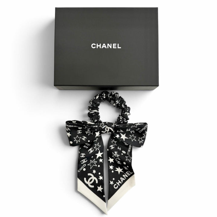 極美品△CHANEL シャネル AAA746 シルク100％ ココマーク ロゴ スター リボン シュシュ ヘアアクセサリー ブラック ホワイト 伊製 箱付き
