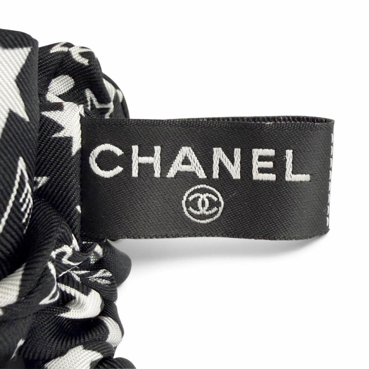 極美品△CHANEL シャネル AAA746 シルク100％ ココマーク ロゴ スター リボン シュシュ ヘアアクセサリー ブラック ホワイト 伊製 箱付き