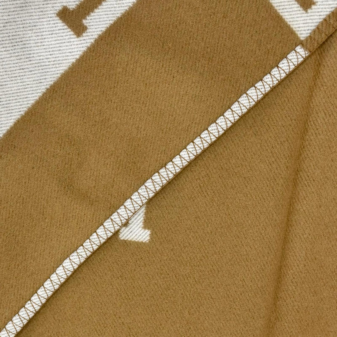 美品△HERMES エルメス プレード アヴァロン ウール カシミヤ エクリュ キャメル 現行品 ブランケット イギリス製 正規品 定価308000円