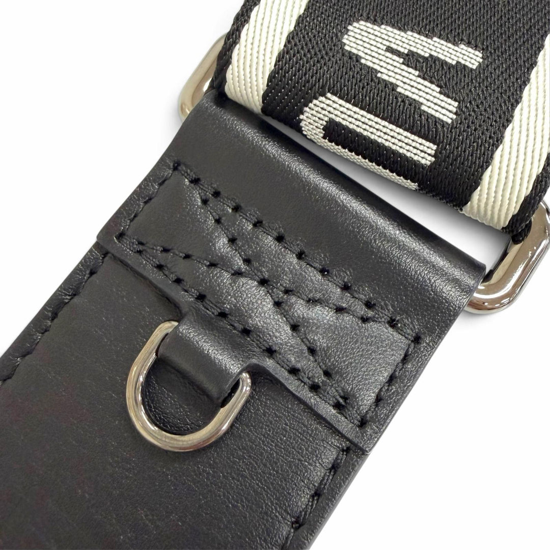 美品△LOUIS VUITTON ルイヴィトン 2024年製 JO2496 ロゴジャガード レザー ショルダーストラップ ブラック ホワイト ガンメタリック金具