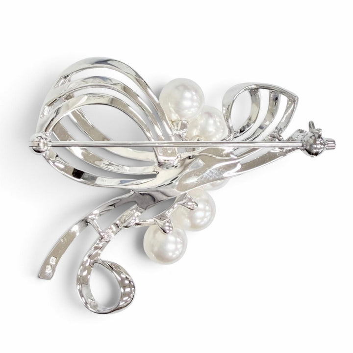 極美品△MIKIMOTO ミキモト パール5P アコヤ真珠使用 ブローチ アクセサリー シルバー ホワイト 重量8.0g レディース オススメ◎