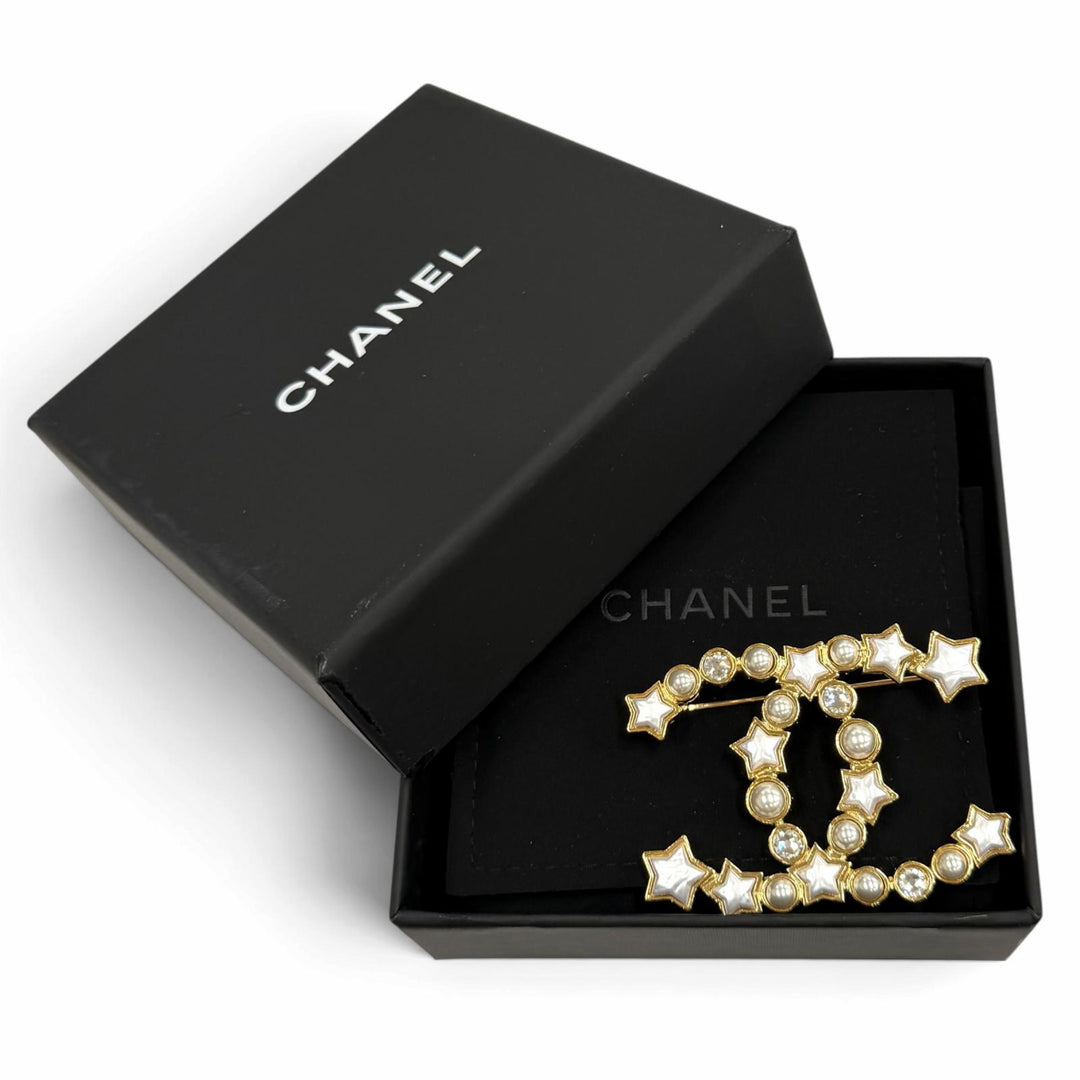 極美品★CHANEL シャネル B24C ココマーク ラインストーン エコパール スター ブローチ ホワイト ゴールド金具 イタリア製 箱・保存袋付