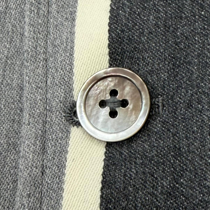 極美品▼THOM BROWNE トムブラウン MJU525A ウール65% ストライプ柄 シングルジャケット テーラード グレー 1 日本製 正規品 メンズ