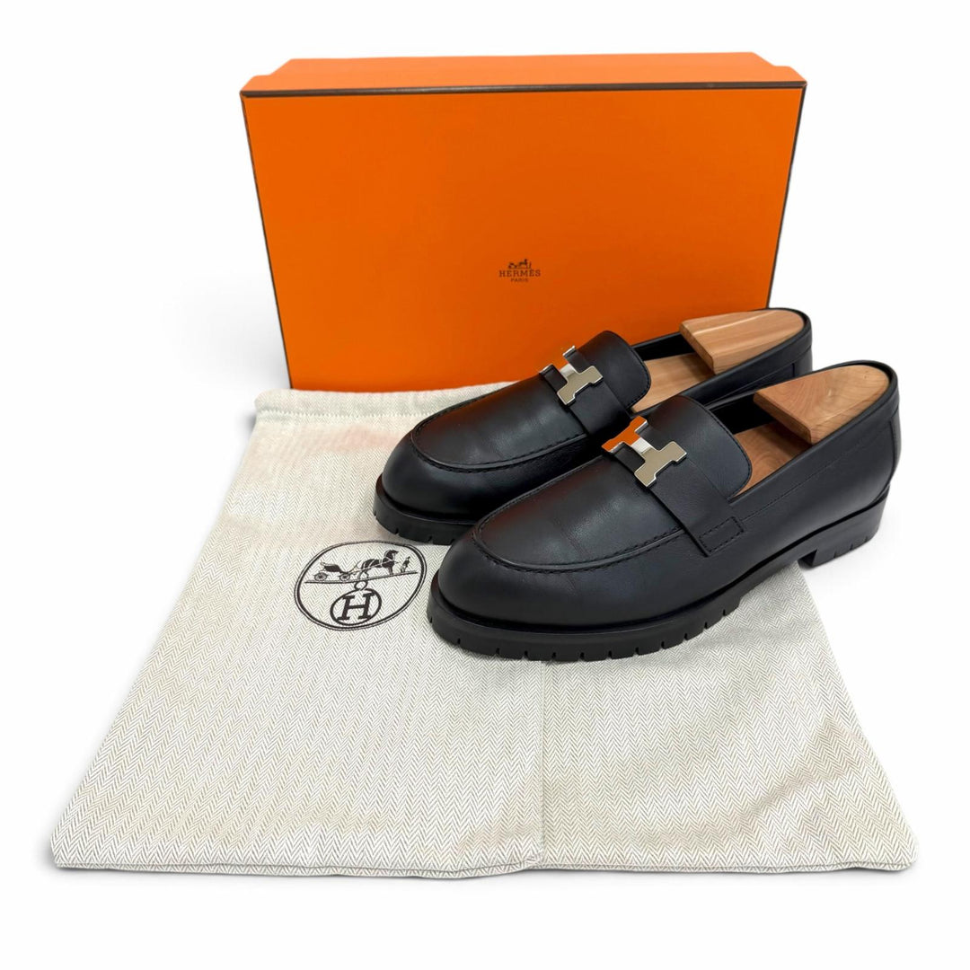 美品△HERMES エルメス H222252Z モカシン フォーブル パリバックル コンスタンス レザー ローファー ブラック 37.5 伊製 定価248600円