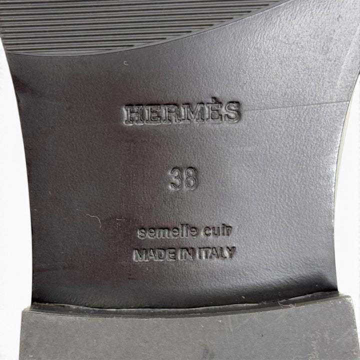 美品△HERMES エルメス 232075Z ホット ローファー レザー モカシン ケリーバックル シューズ ブラック ホワイト IT 38 箱・保存袋付き