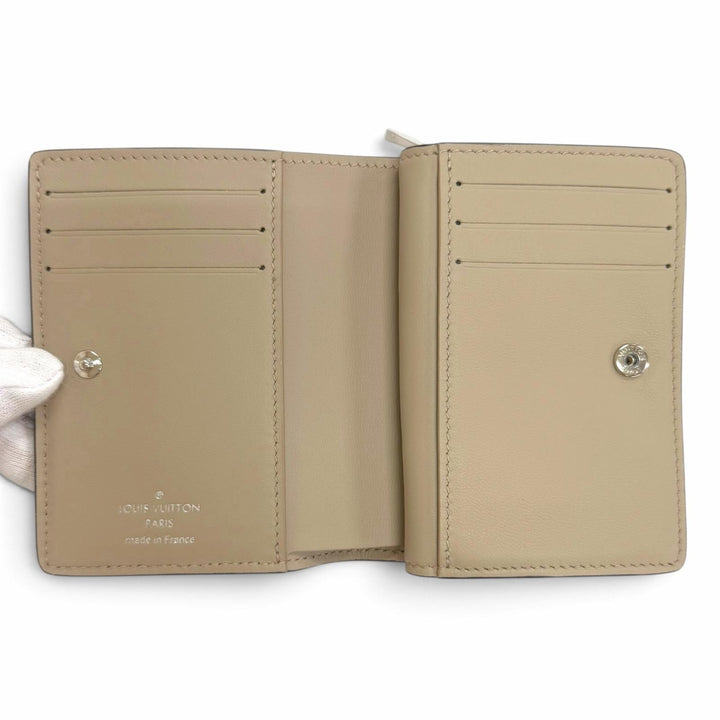 未使用品△LOUIS VUITTON ルイヴィトン M80817 ポルトフォイユ クレア モノグラム マヒナ ガレ 二つ折り財布 シルバー金具 仏製 保存袋付