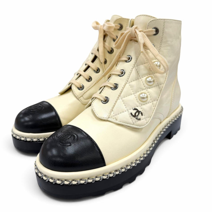 極美品☆CHANEL シャネル G33188 ココマーク エコパール レザー ショートブーツ アイボリー ブラック 35.5 イタリア製 レディース