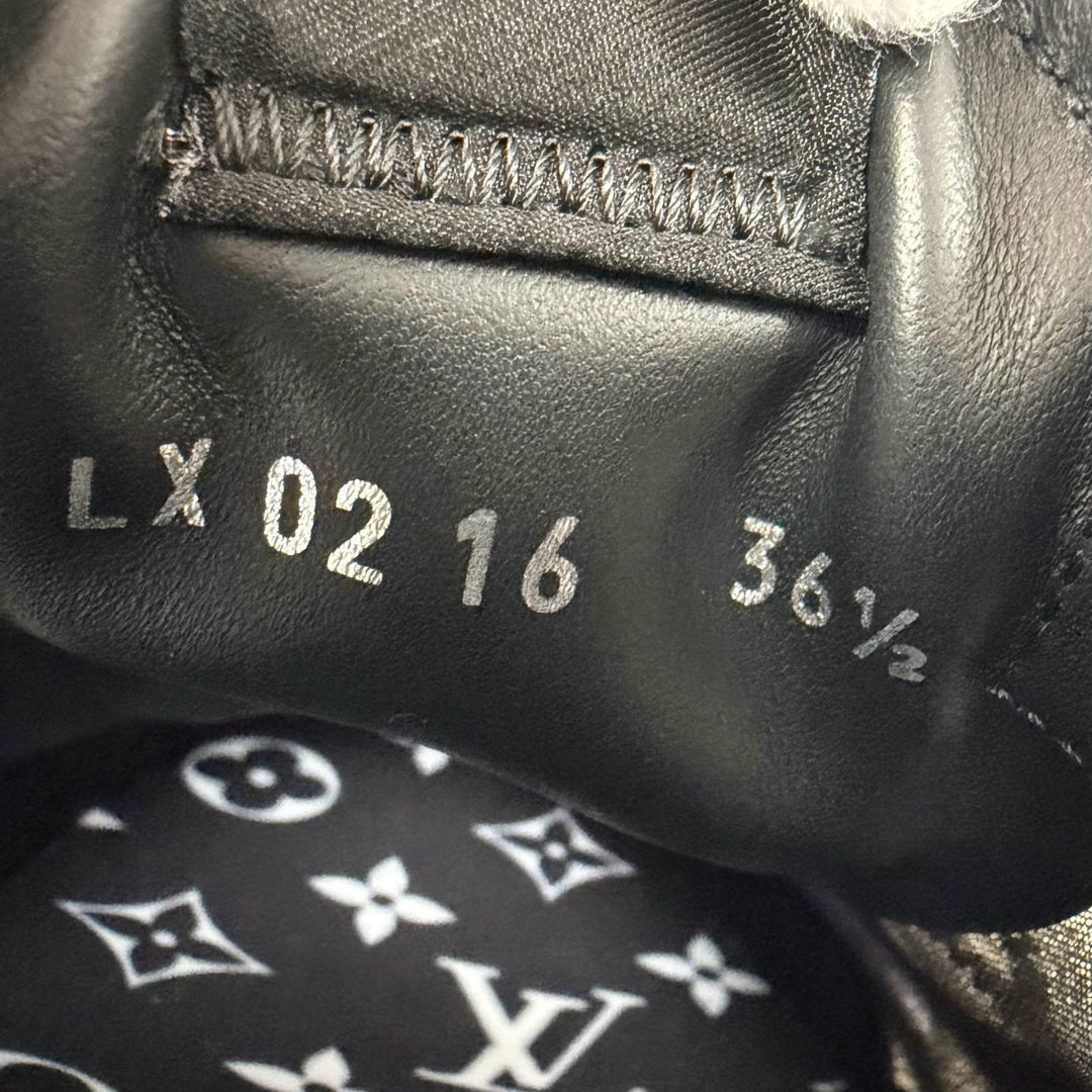 美品☆LOUIS VUITTON ルイヴィトン 2026年製 1AJOYV LV スプリント スニーカー レザー使い ノワール 36.5 定価195800円 箱・保存袋付き