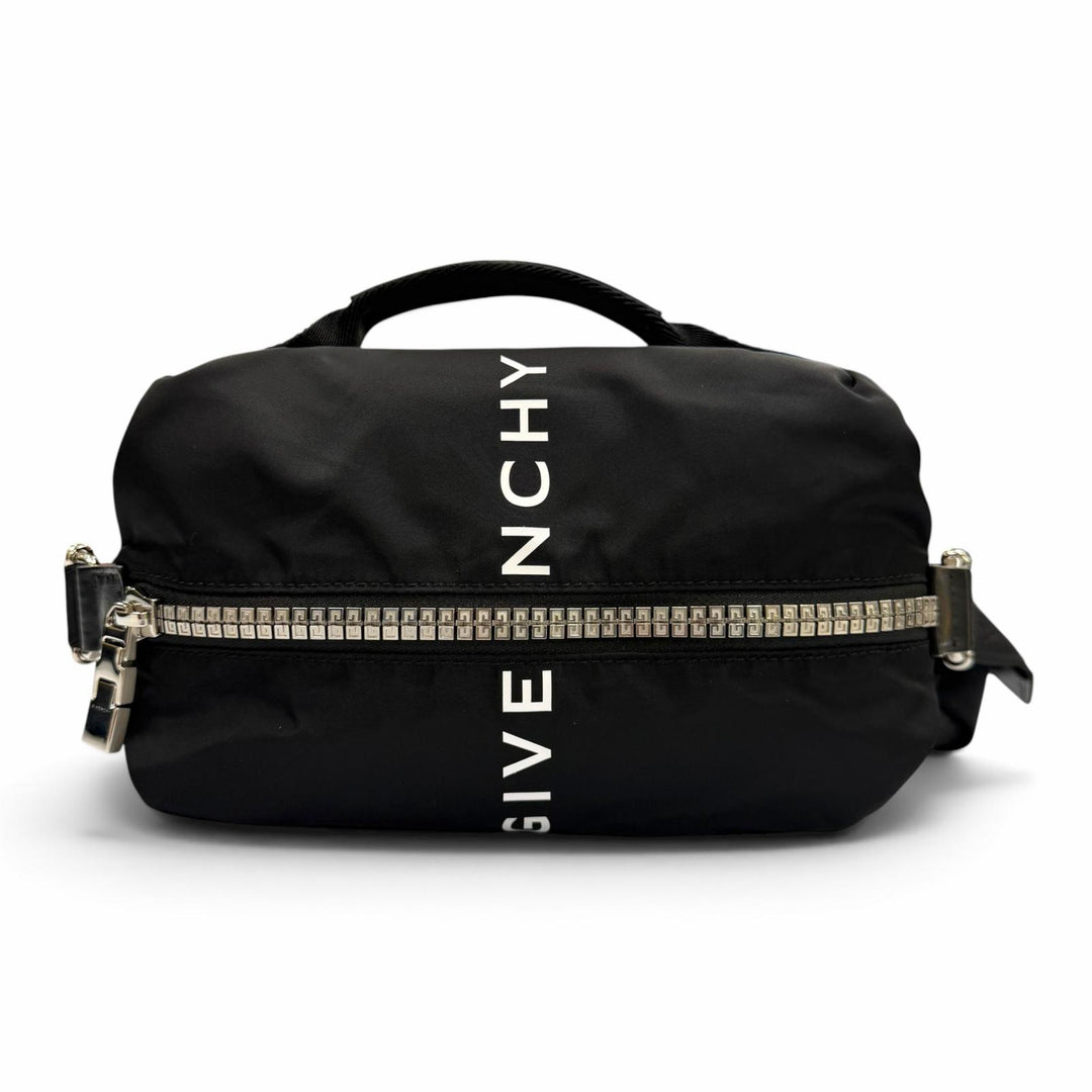 極美品▼GIVENCHY ジバンシィ BKU038K1JE ロゴ 4G ジップ ナイロン レザー ボディバッグ ブラック シルバー金具 イタリア製 メンズ
