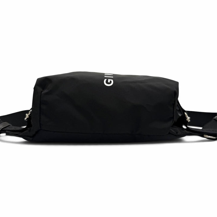 極美品▼GIVENCHY ジバンシィ BKU038K1JE ロゴ 4G ジップ ナイロン レザー ボディバッグ ブラック シルバー金具 イタリア製 メンズ