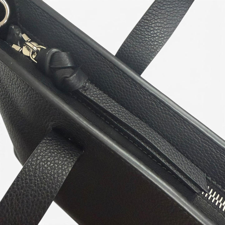 極美品□FENDI フェンディ 7VA658 フェンディ ルイ トートバッグ スモール レザー FFロゴ ブラック イタリア製 レディース 定価309100円